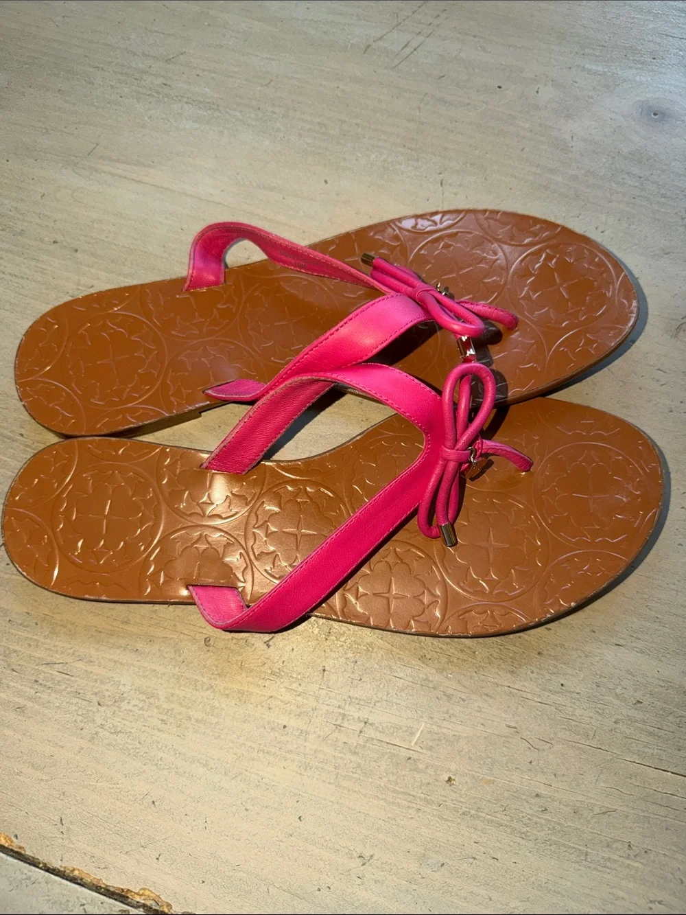 Kate Spade Charles Pink Leather Flip Flop Thong sandals size 10